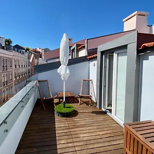 Myplaceforyou: With And Tagus Views Apartment